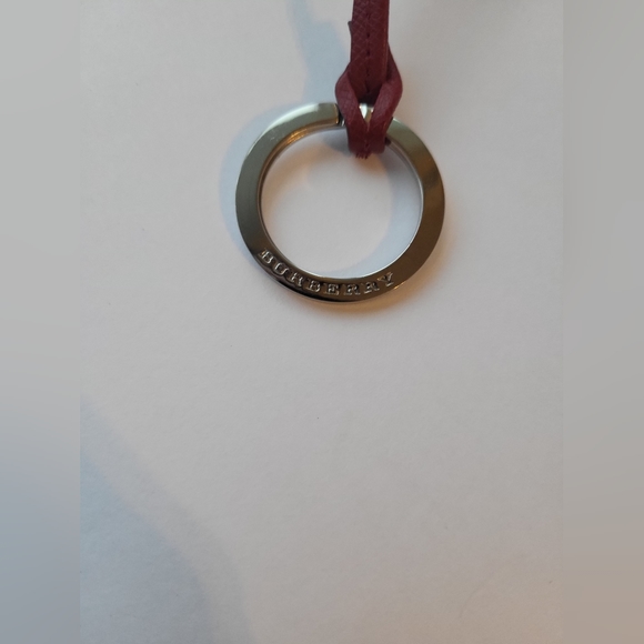 EUC Burberry - Picture 6 of 10